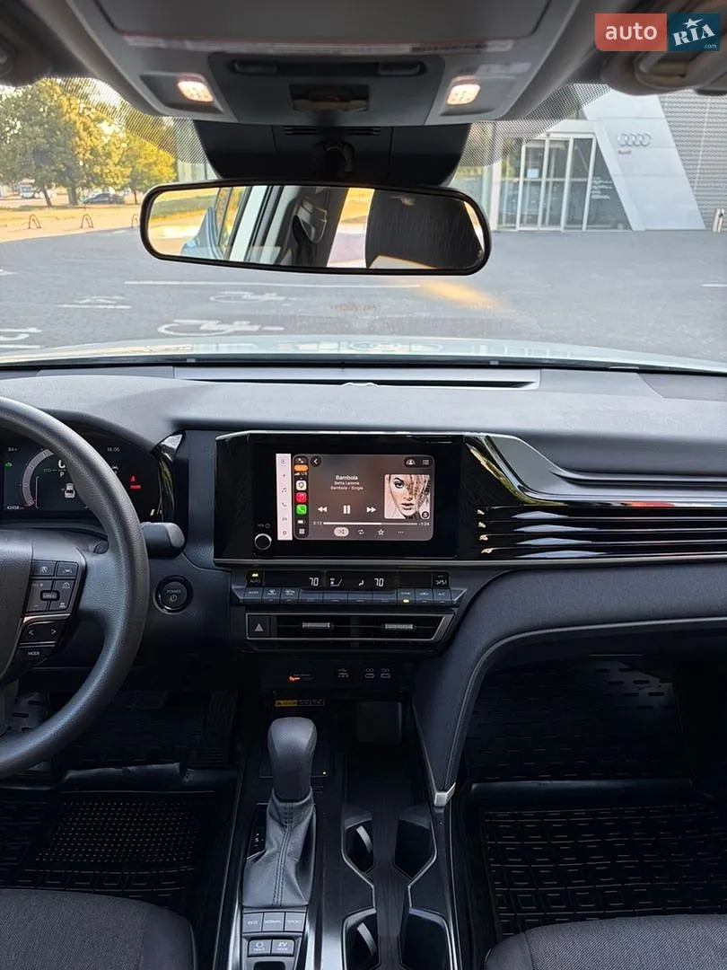 2025 Toyota Camry - мініатюра 12