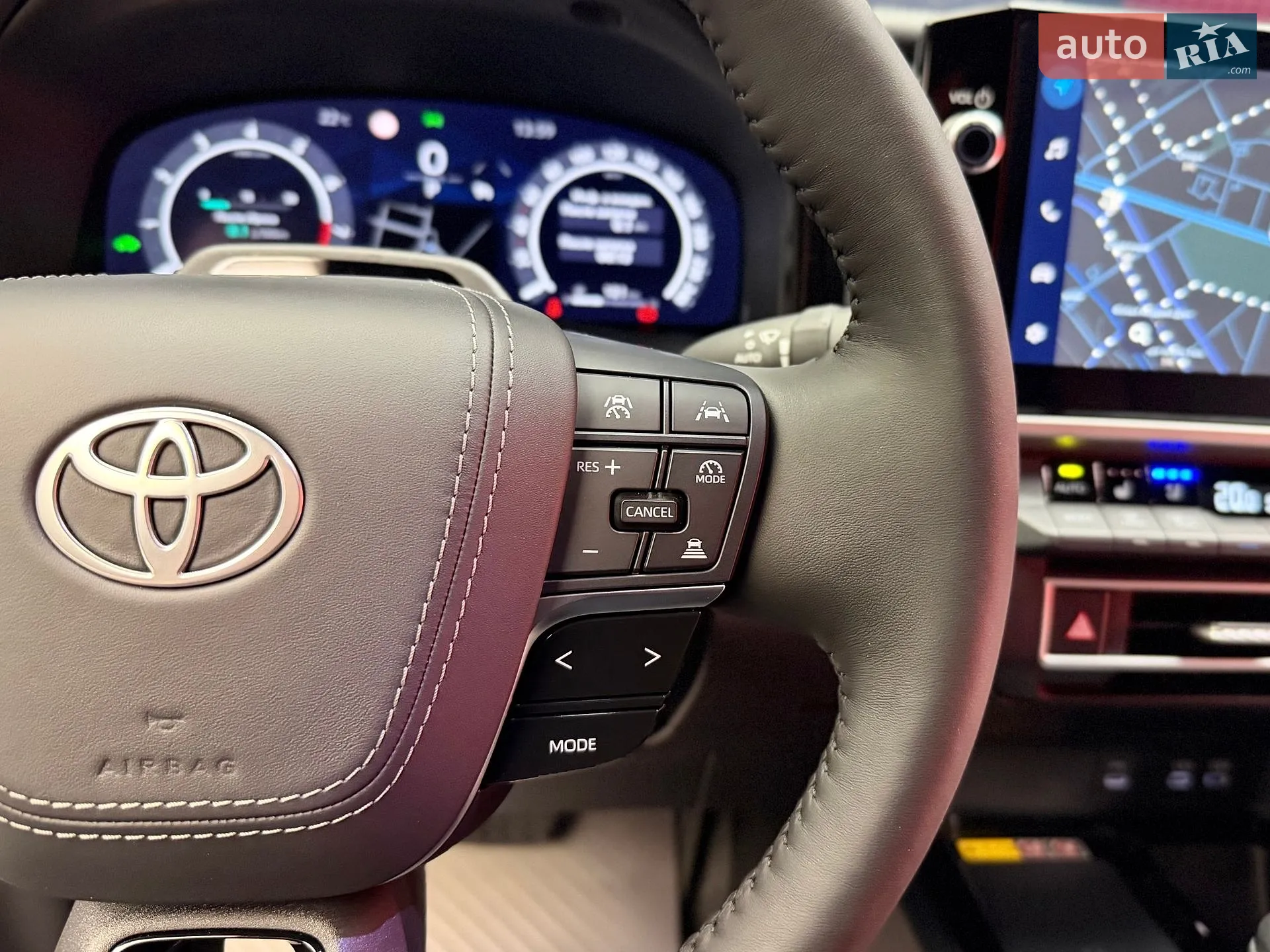 2025 Toyota Camry - мініатюра 33