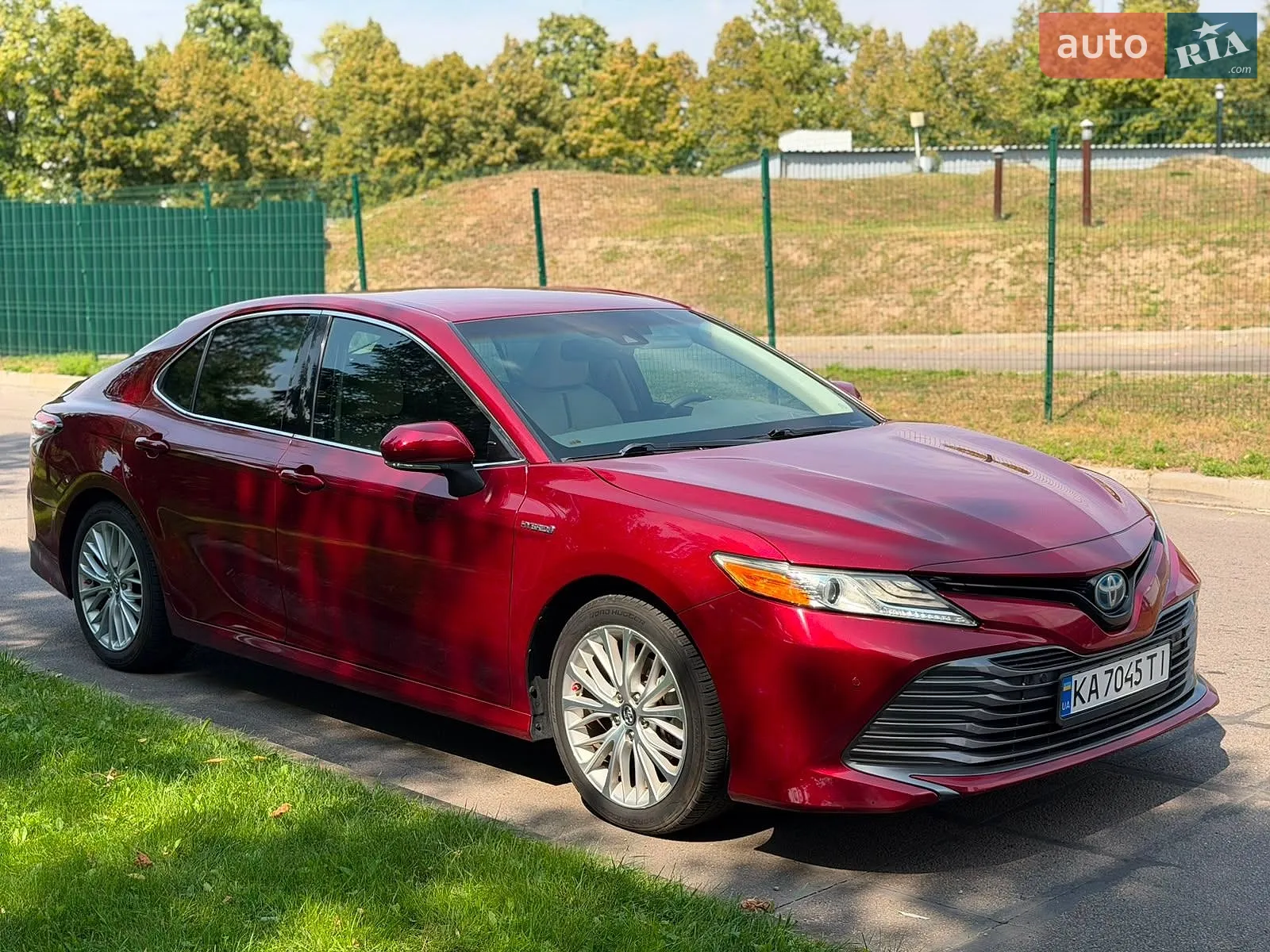 2018 Toyota Camry - фото 1