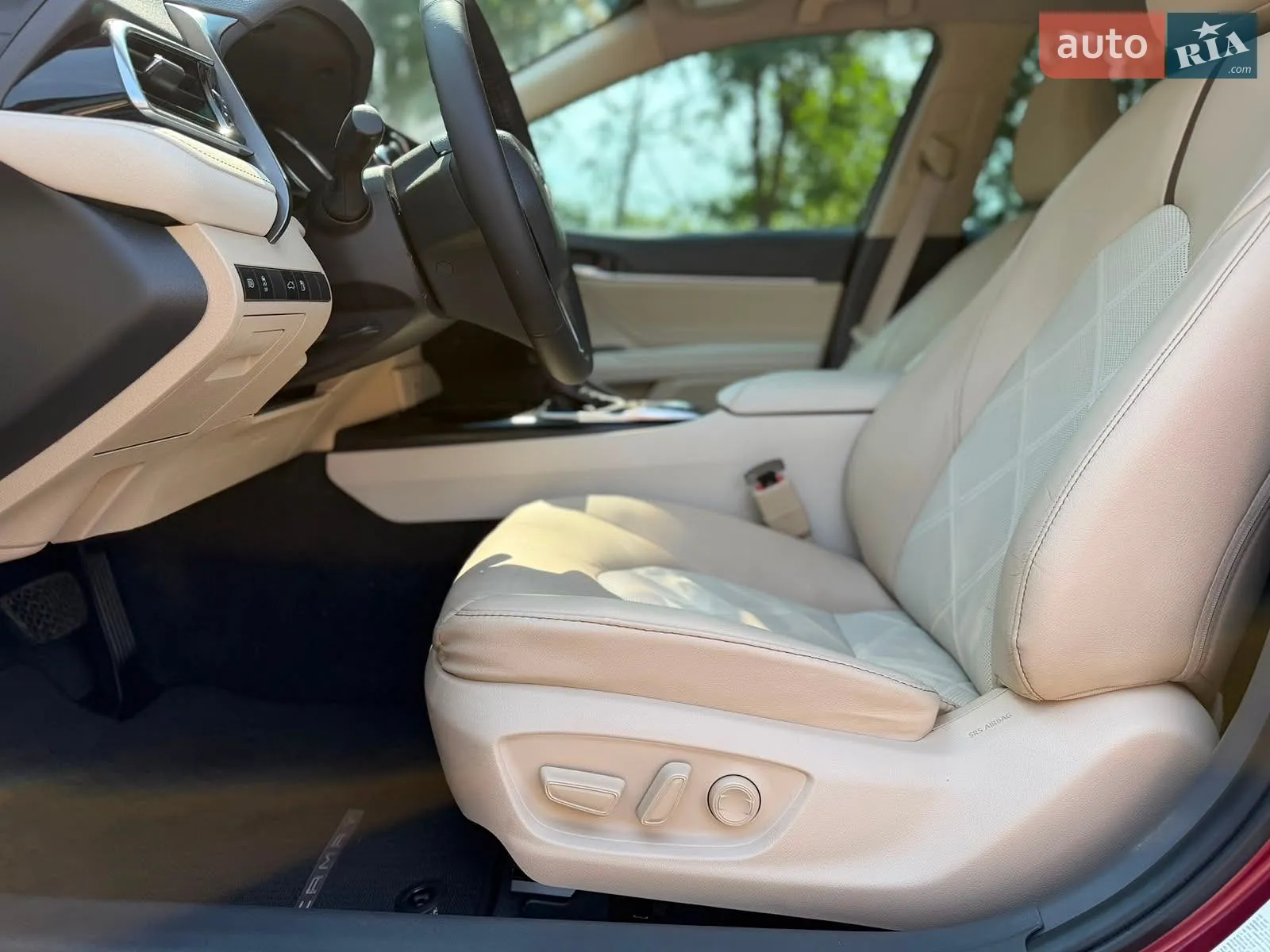 2018 Toyota Camry - мініатюра 19