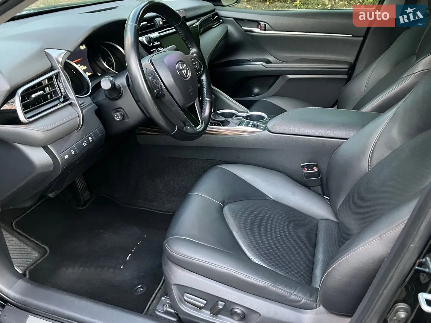 2020 Toyota Camry - мініатюра 9