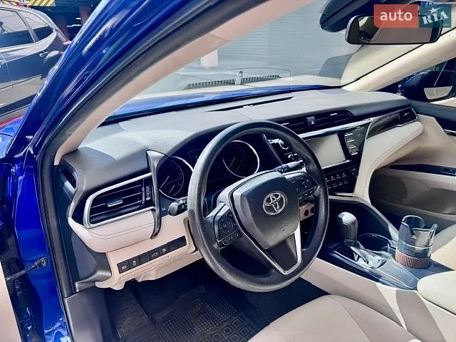 2017 Toyota Camry - мініатюра 14
