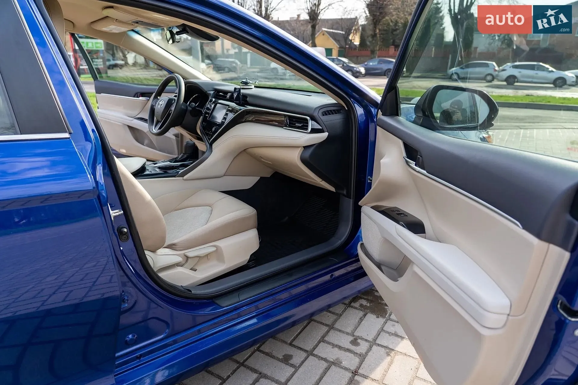 2018 Toyota Camry - мініатюра 27