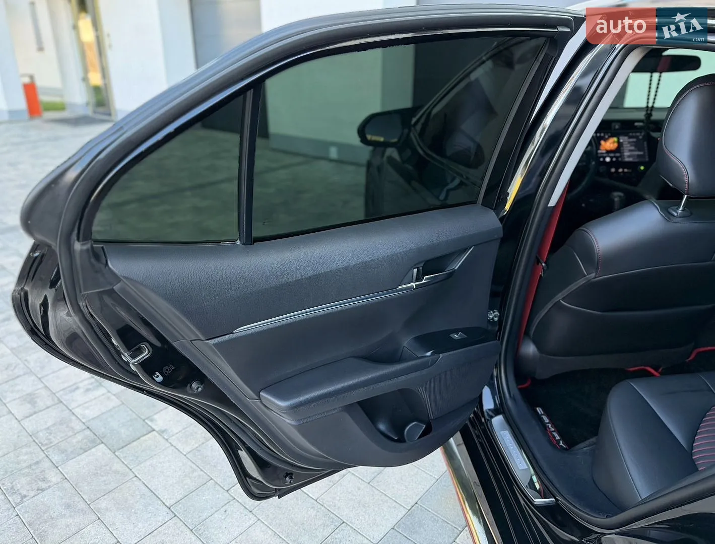 2019 Toyota Camry - мініатюра 19