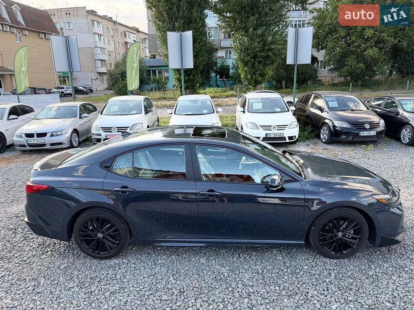 2025 Toyota Camry - мініатюра 12