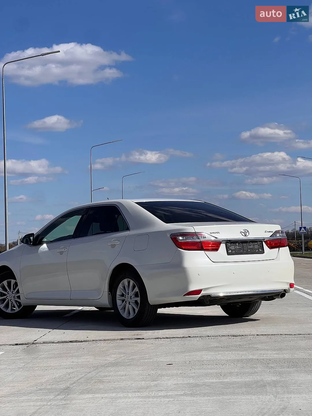 2017 Toyota Camry - мініатюра 14