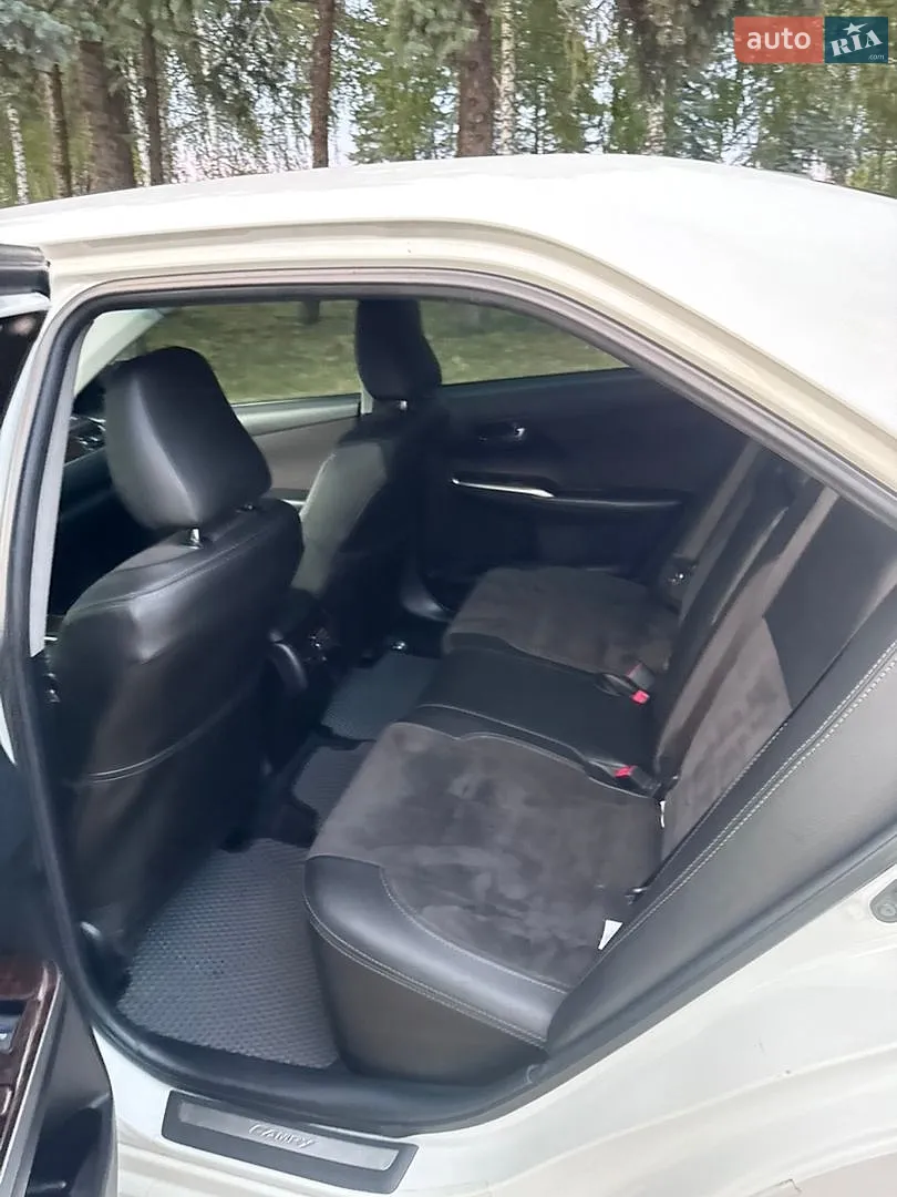 2017 Toyota Camry - мініатюра 8