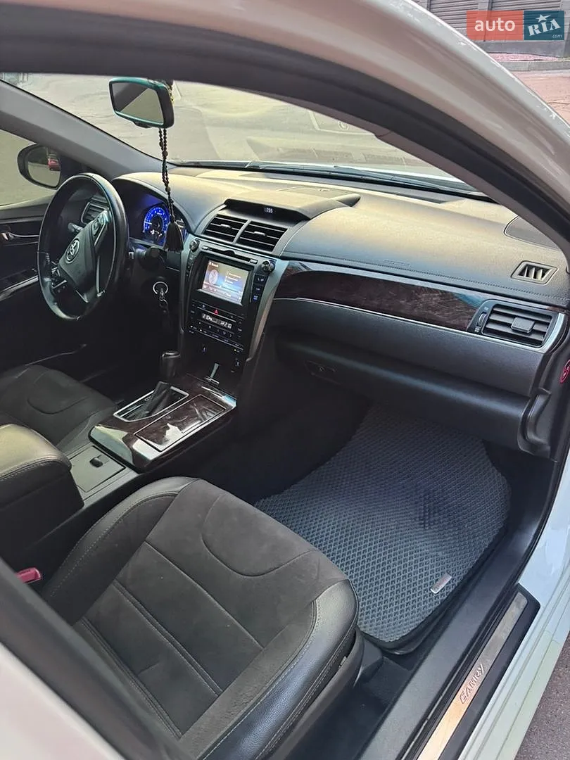 2017 Toyota Camry - мініатюра 29