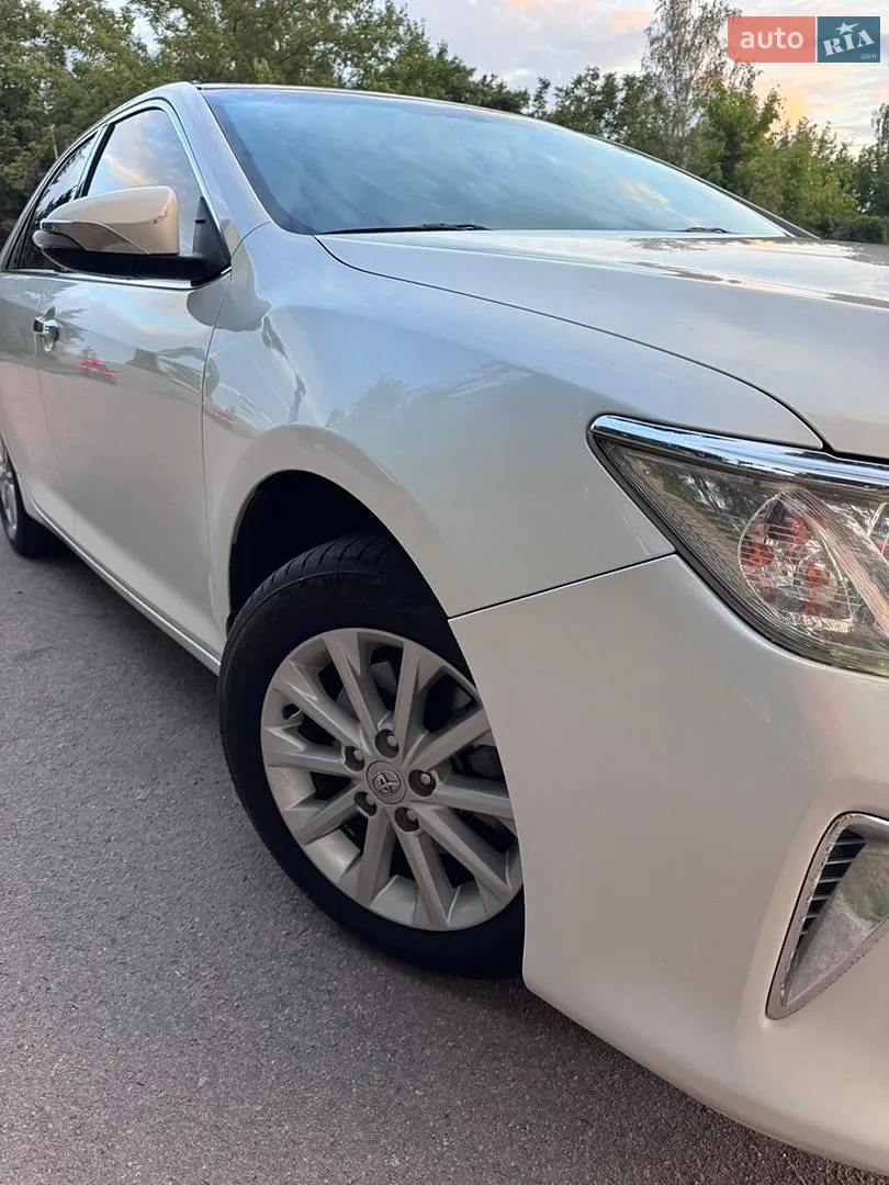 2017 Toyota Camry - мініатюра 35