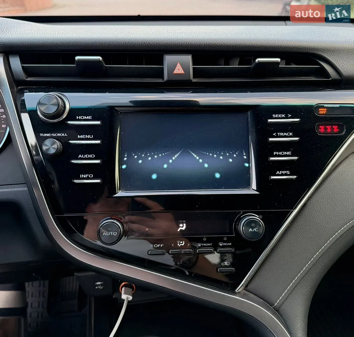 2017 Toyota Camry - мініатюра 25