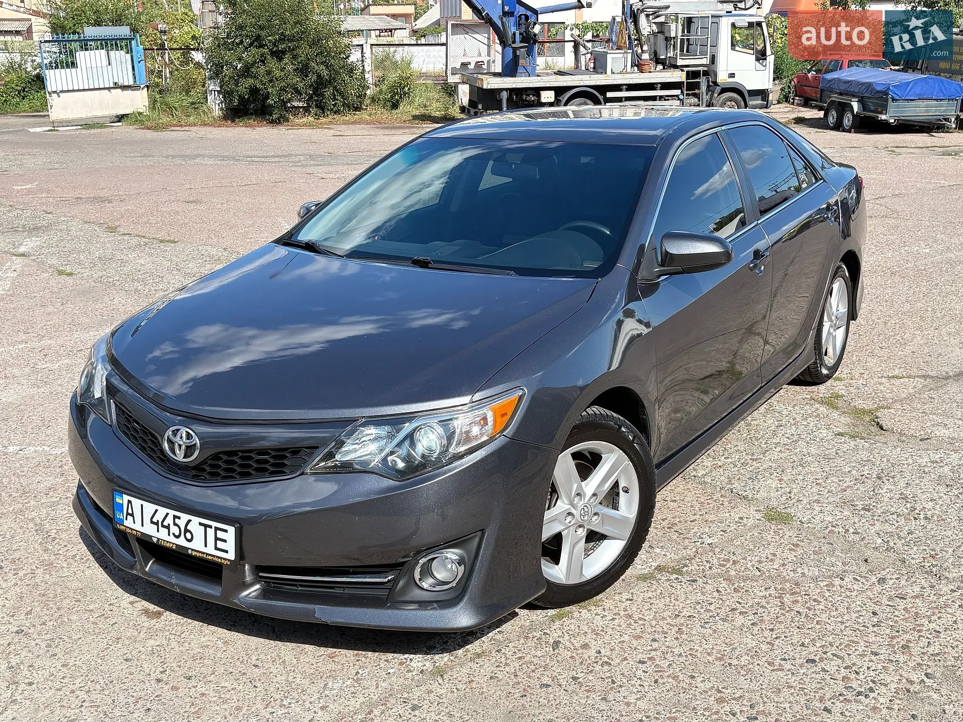 2013 Toyota Camry - мініатюра 3