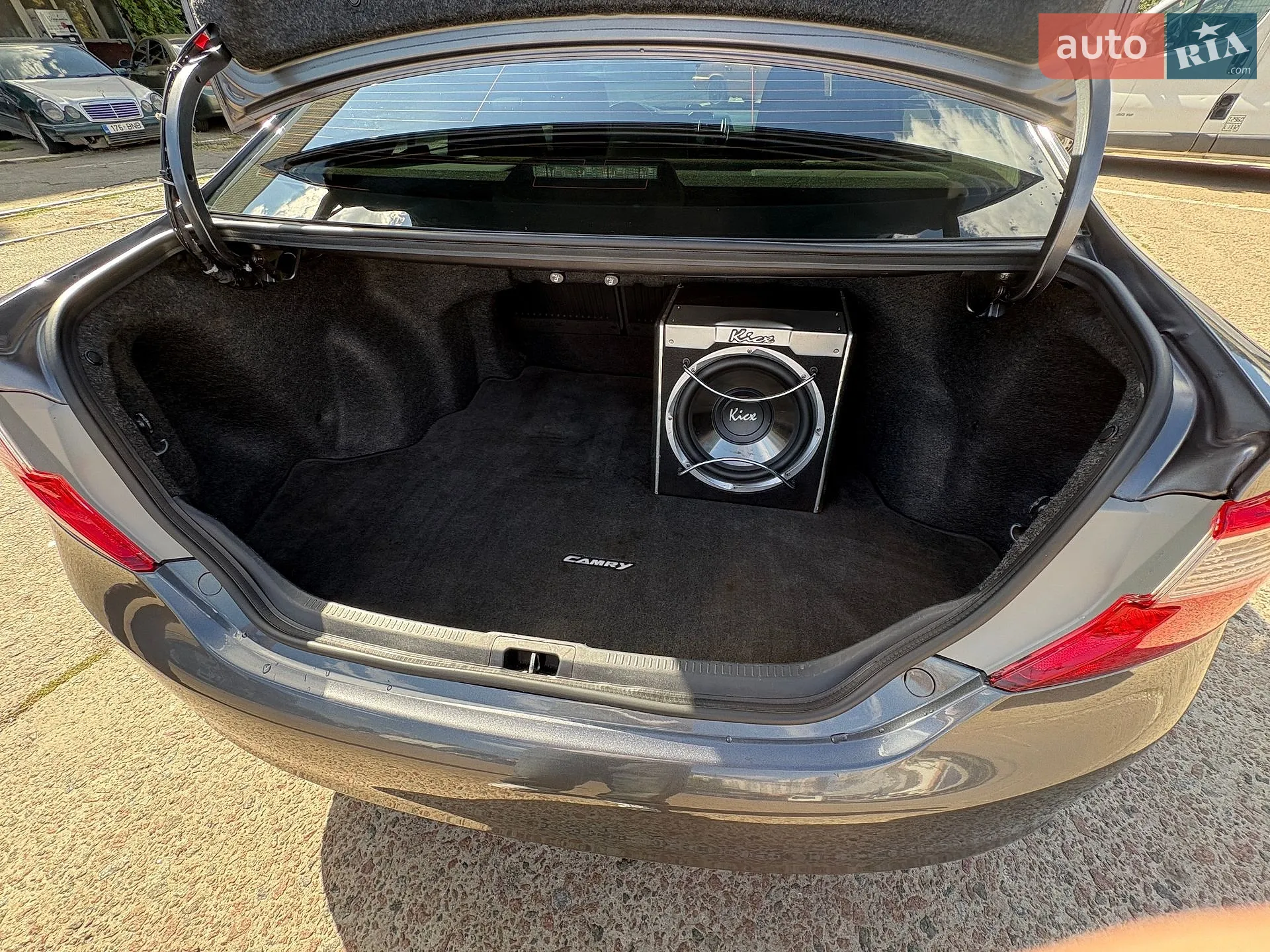 2013 Toyota Camry - мініатюра 16