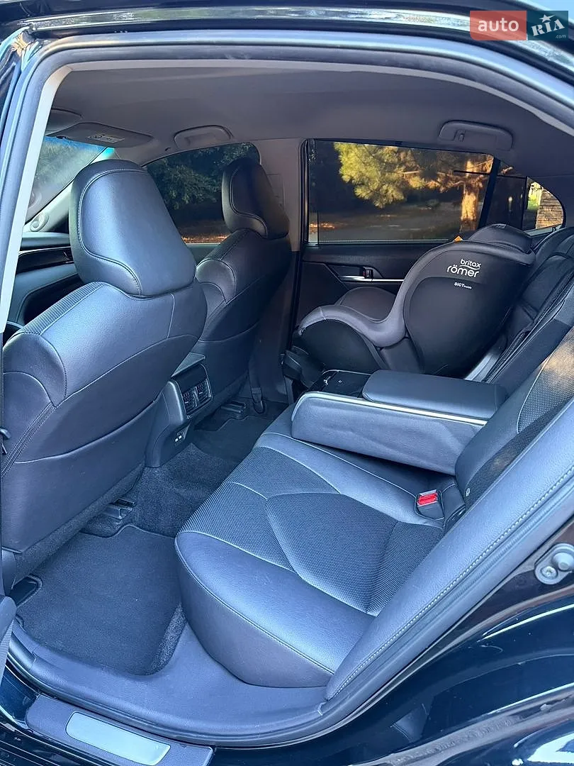 2021 Toyota Camry - мініатюра 21