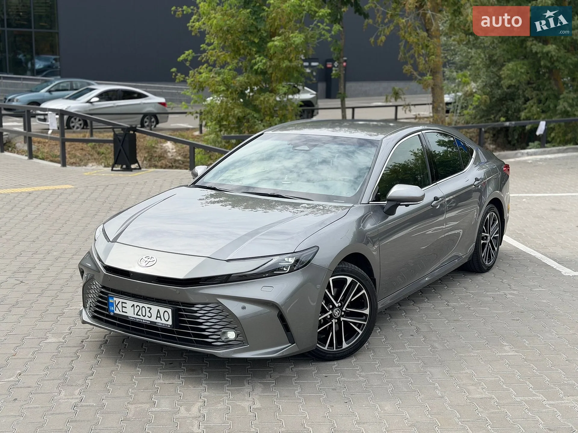 2024 Toyota Camry - мініатюра 2
