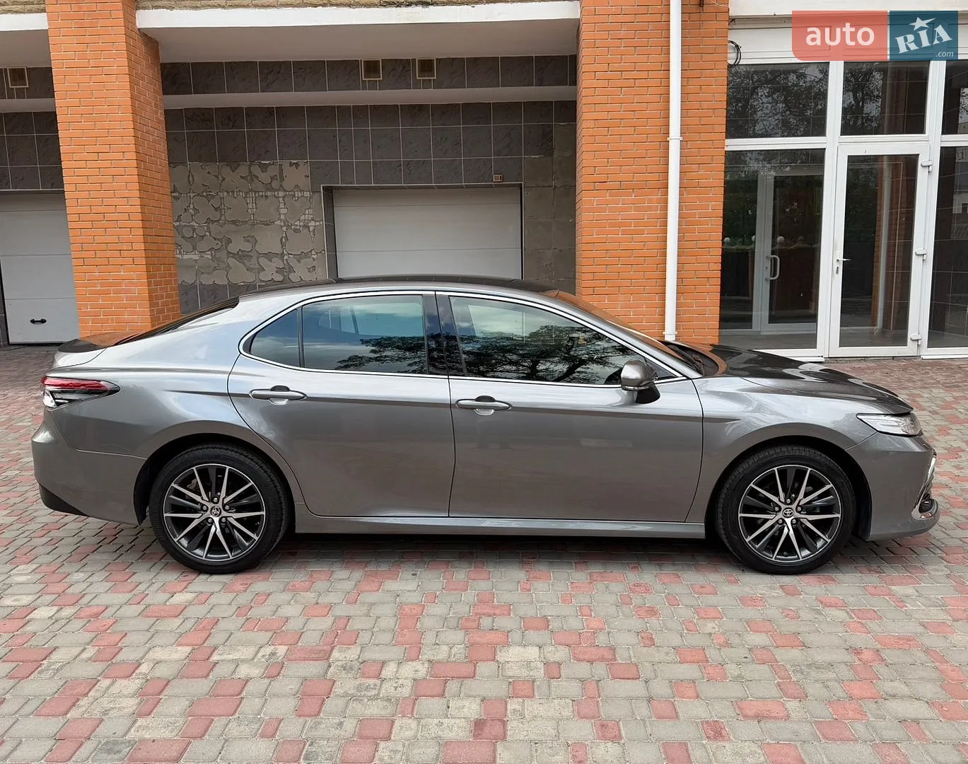 2021 Toyota Camry - мініатюра 5