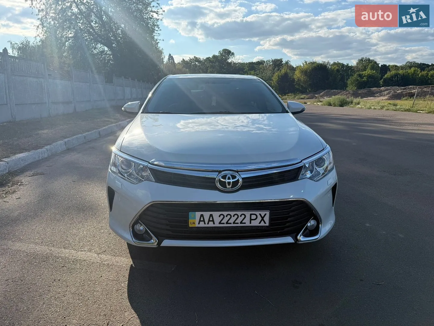 2016 Toyota Camry - мініатюра 3