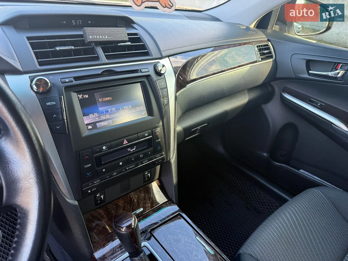 2016 Toyota Camry - мініатюра 8