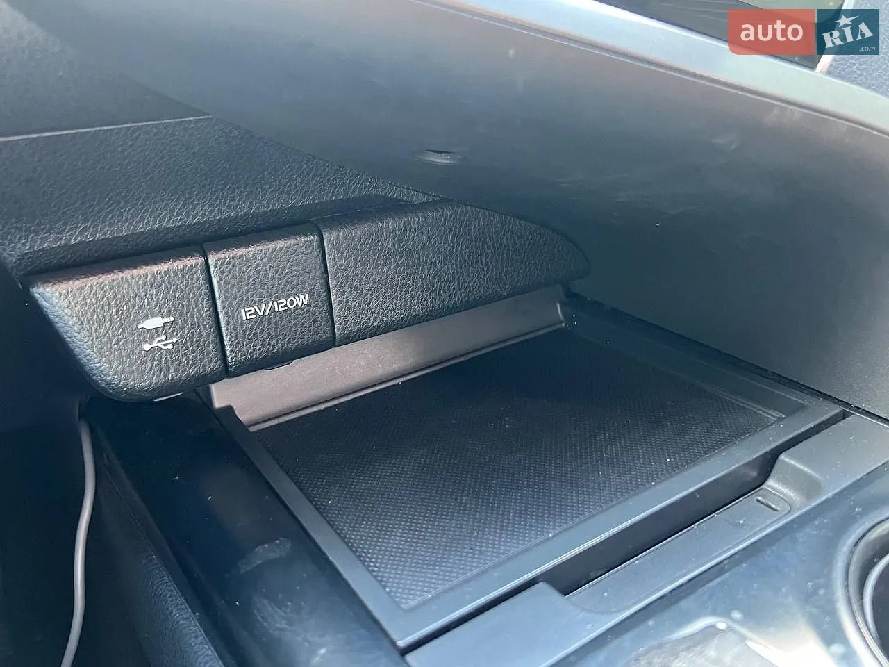 2018 Toyota Camry - мініатюра 22