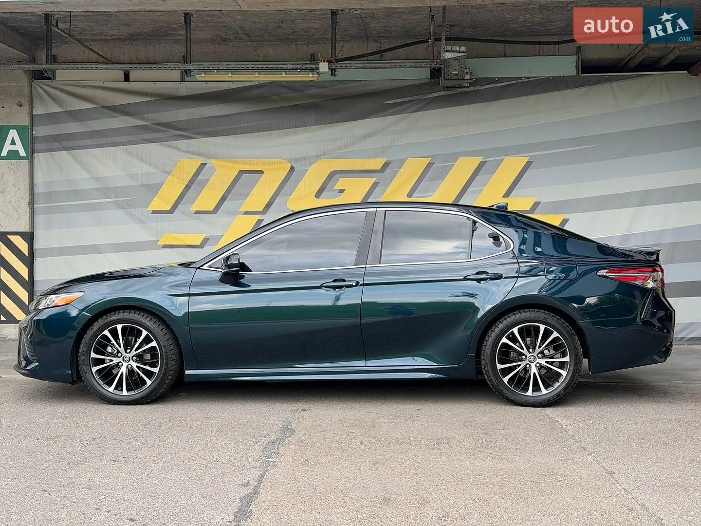 2018 Toyota Camry - мініатюра 3