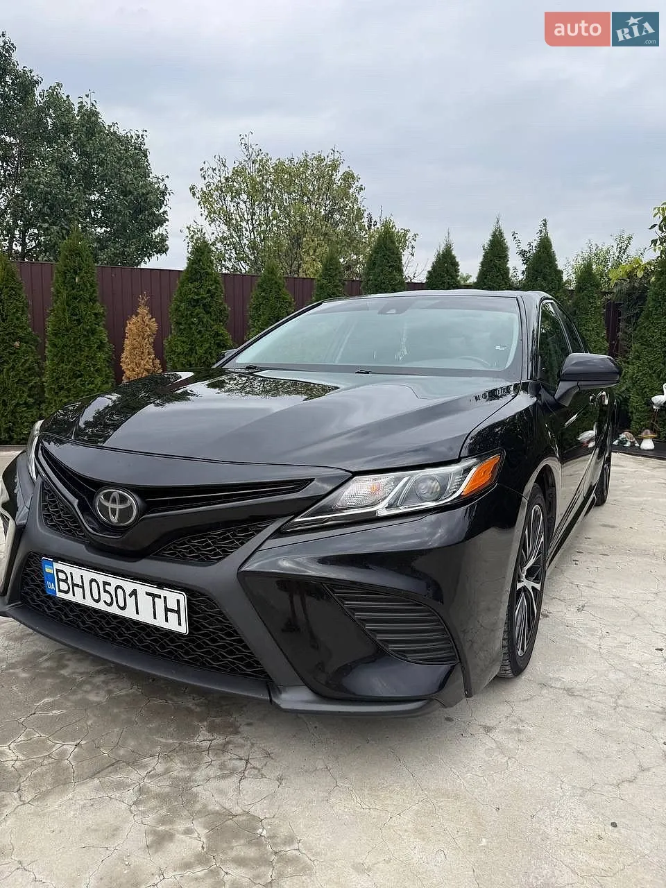 2019 Toyota Camry - фото 1