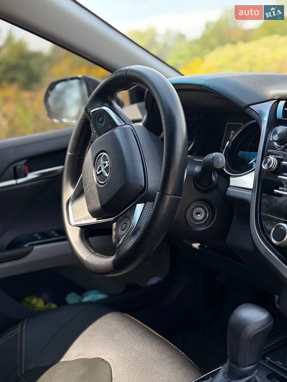 2017 Toyota Camry - мініатюра 13