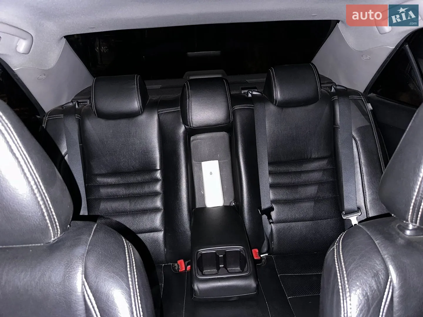 2016 Toyota Camry - мініатюра 32