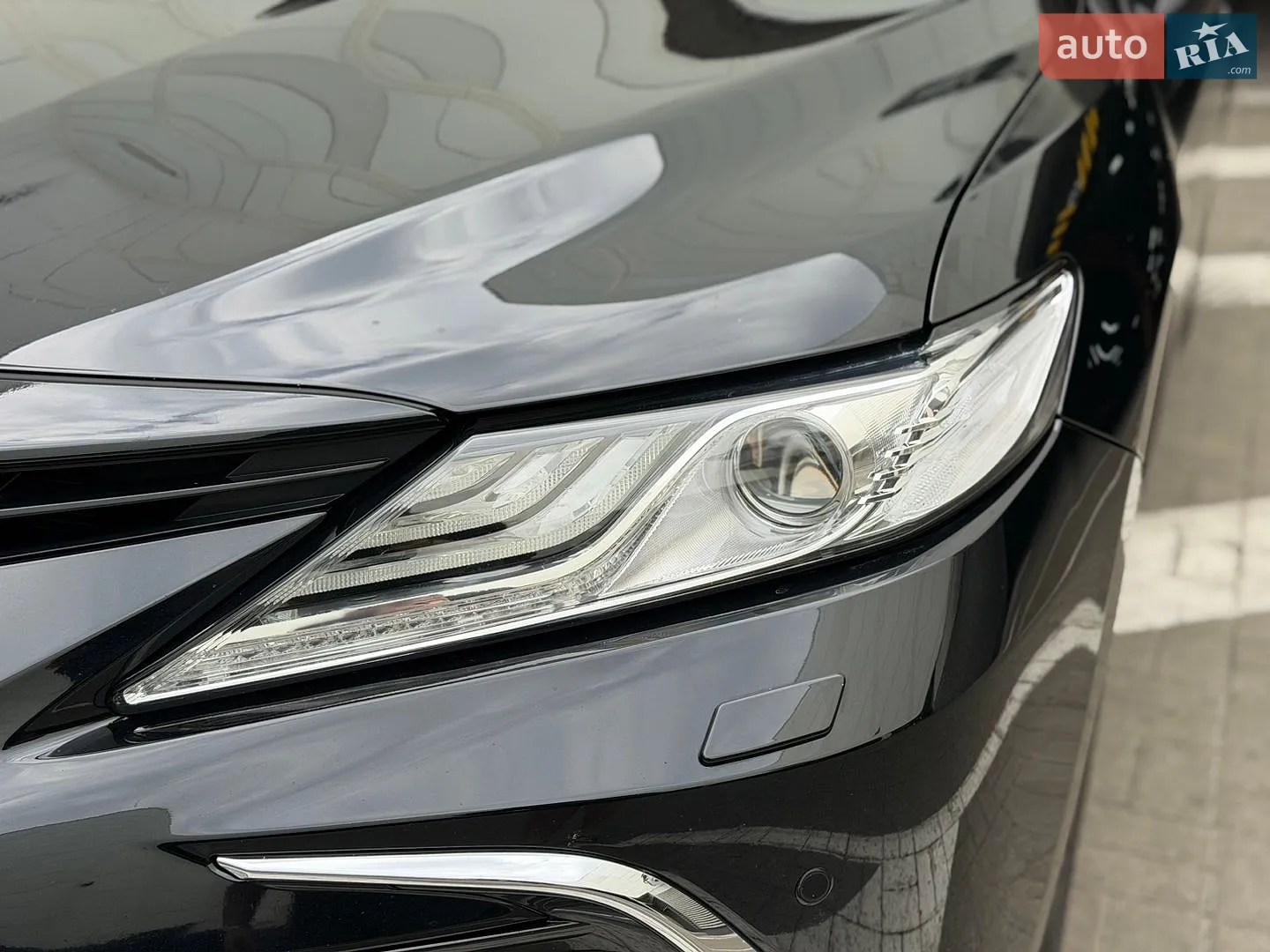 2021 Toyota Camry - мініатюра 3