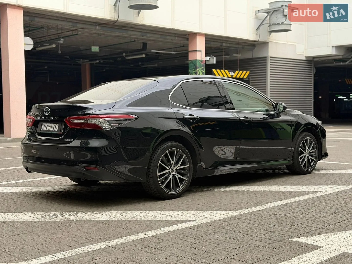 2021 Toyota Camry - мініатюра 9