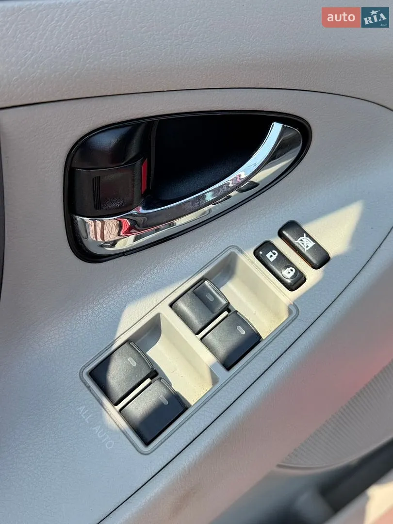 2011 Toyota Camry - мініатюра 32