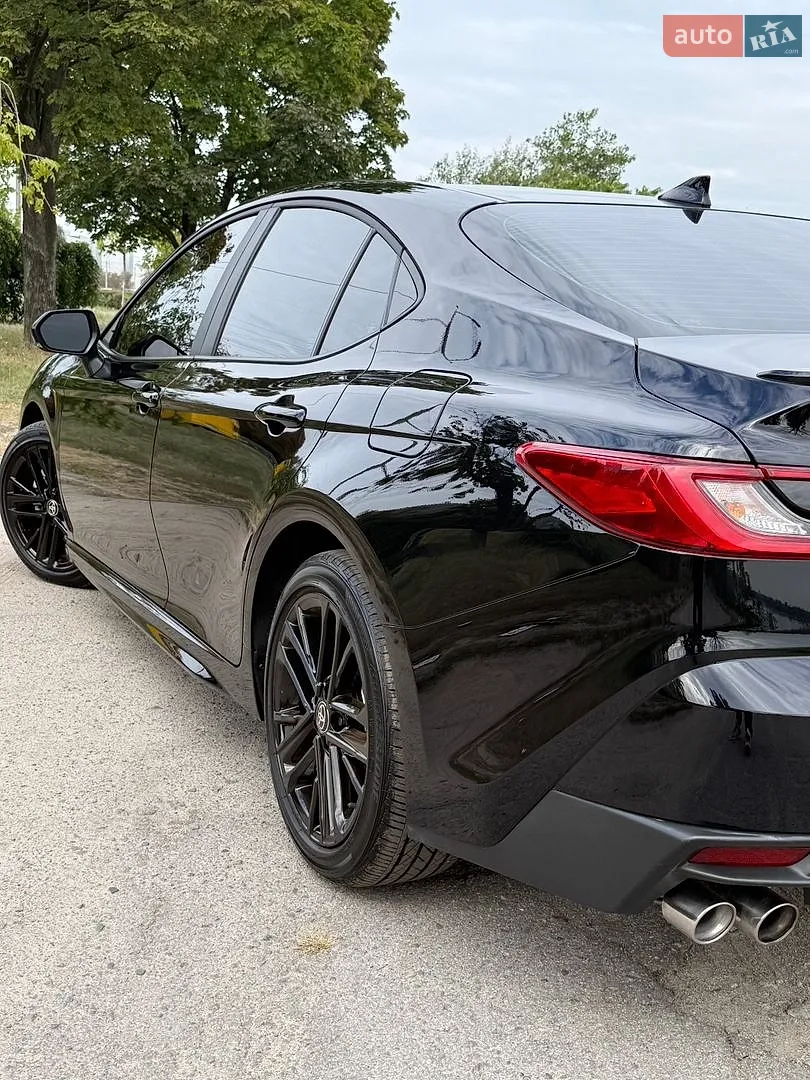2025 Toyota Camry - мініатюра 12