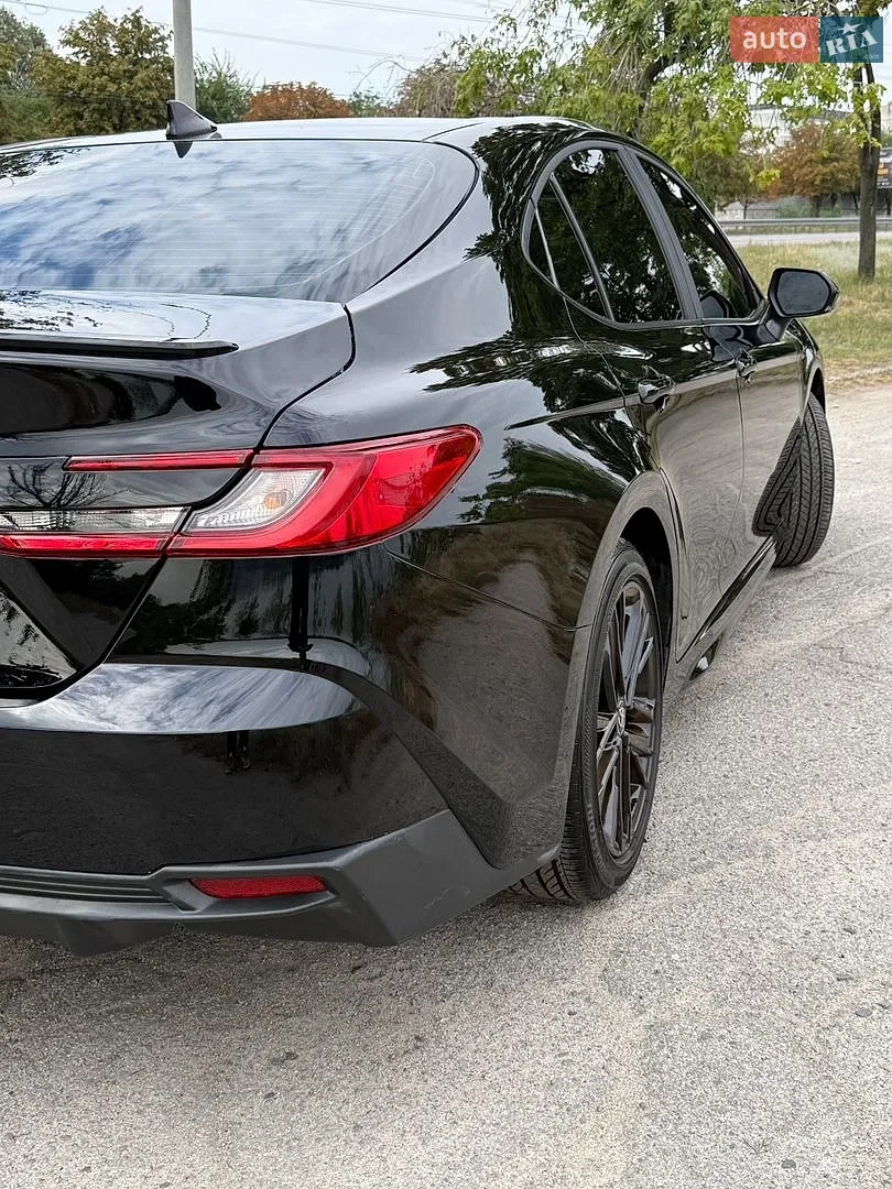 2025 Toyota Camry - мініатюра 15