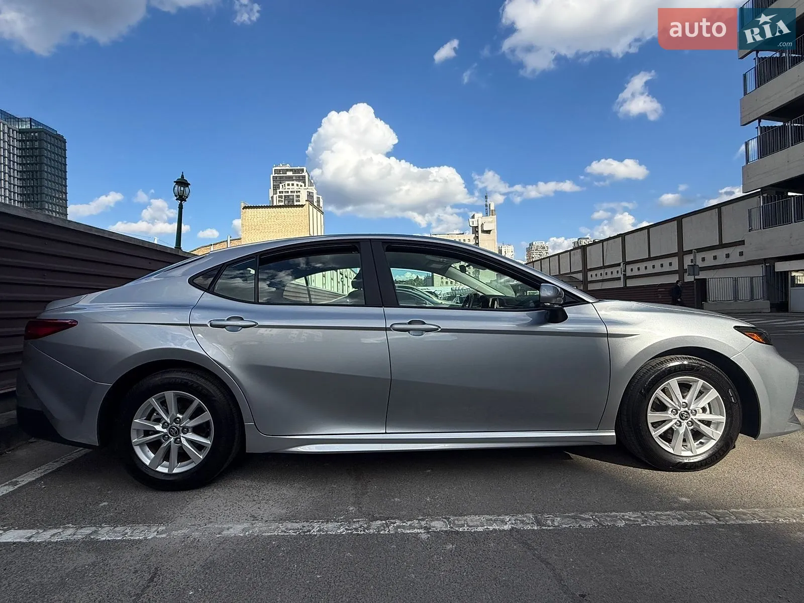 2025 Toyota Camry - мініатюра 5