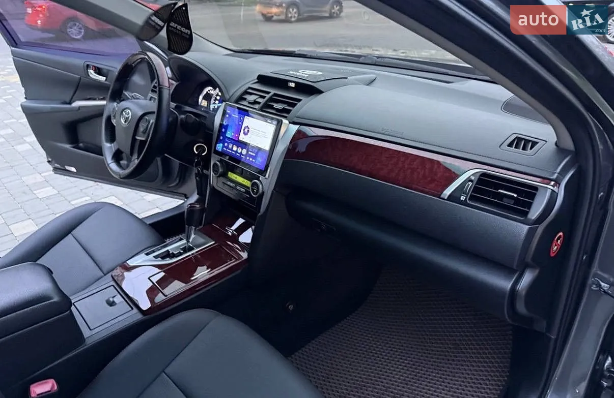 2013 Toyota Camry - мініатюра 12