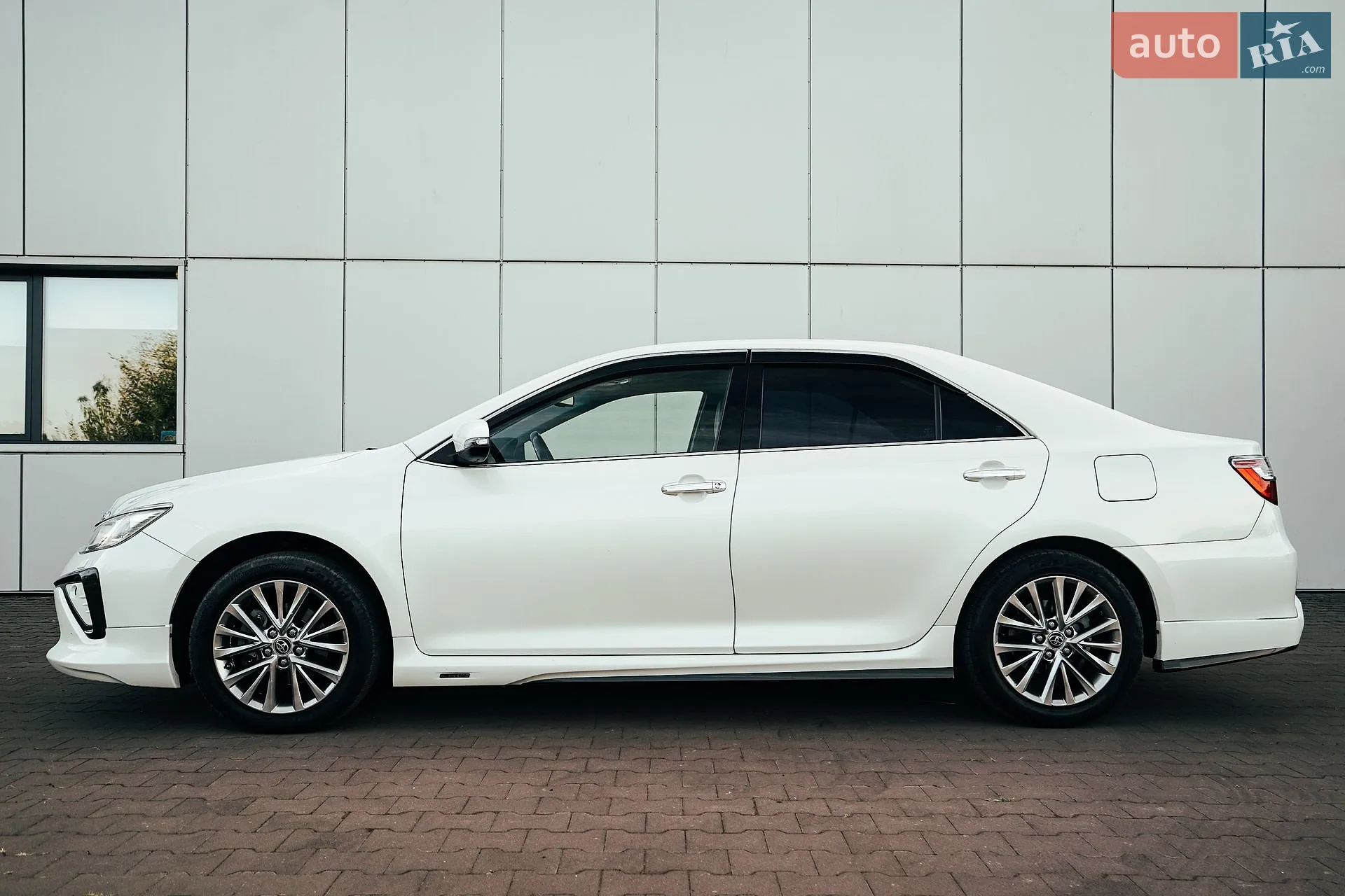 2016 Toyota Camry - мініатюра 12