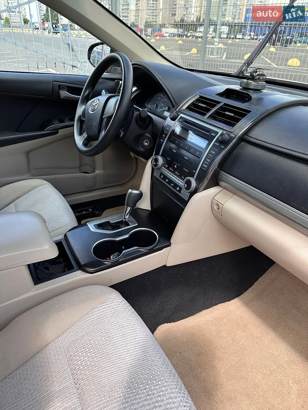 2011 Toyota Camry - мініатюра 3
