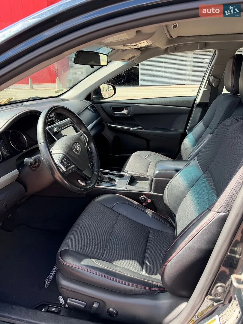 2016 Toyota Camry - мініатюра 8