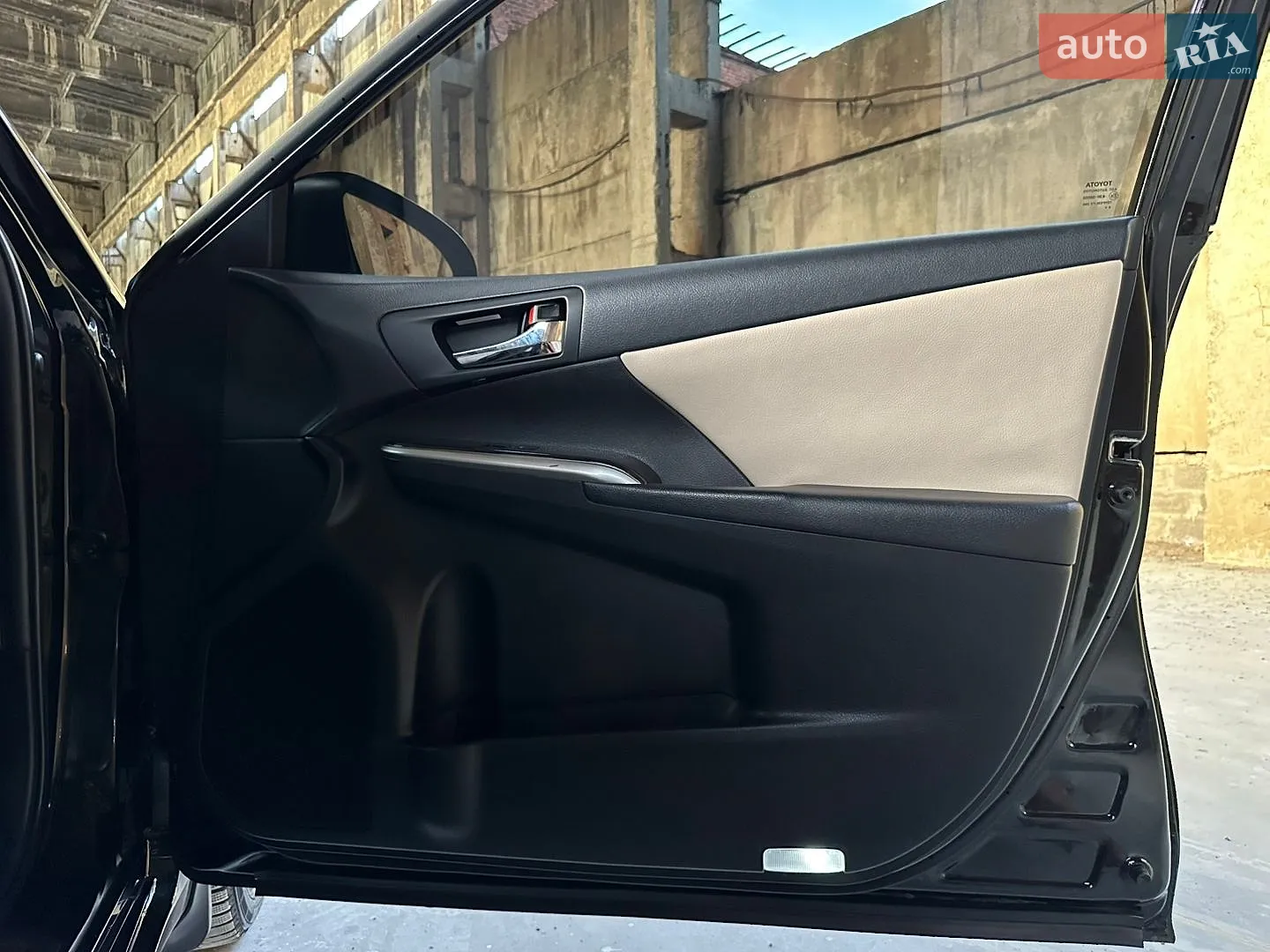2015 Toyota Camry - мініатюра 55