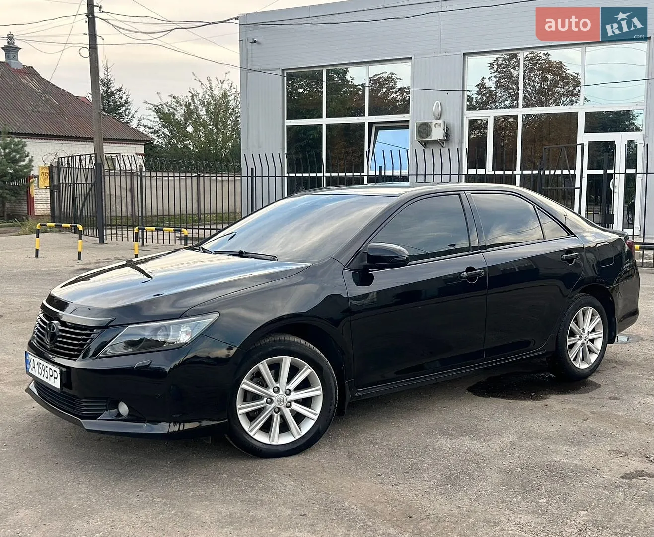 2011 Toyota Camry - мініатюра 3