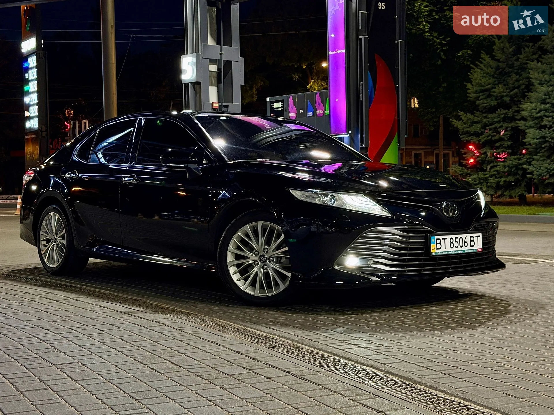 2018 Toyota Camry - мініатюра 17