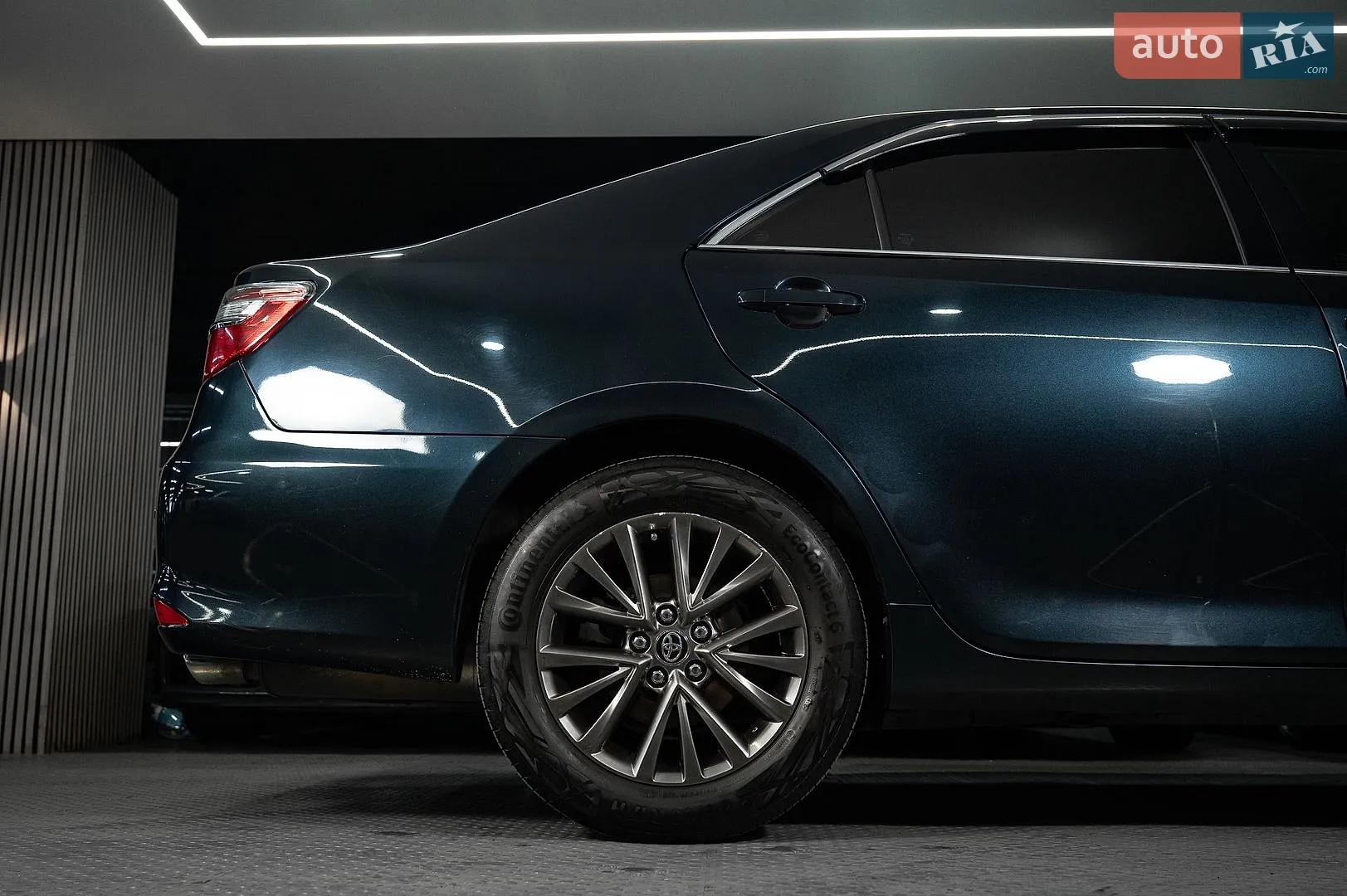 2016 Toyota Camry - мініатюра 13