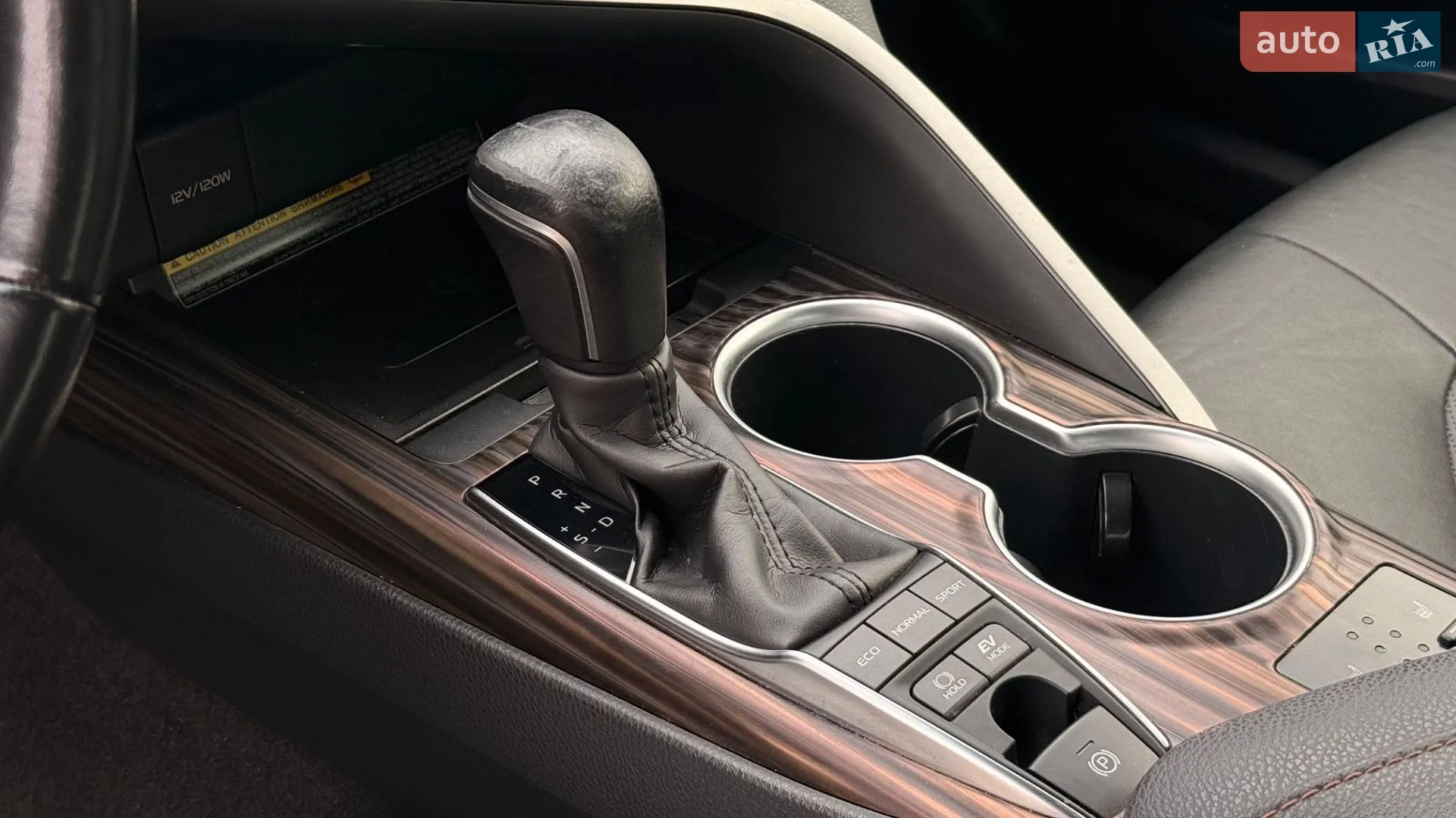 2019 Toyota Camry - мініатюра 66
