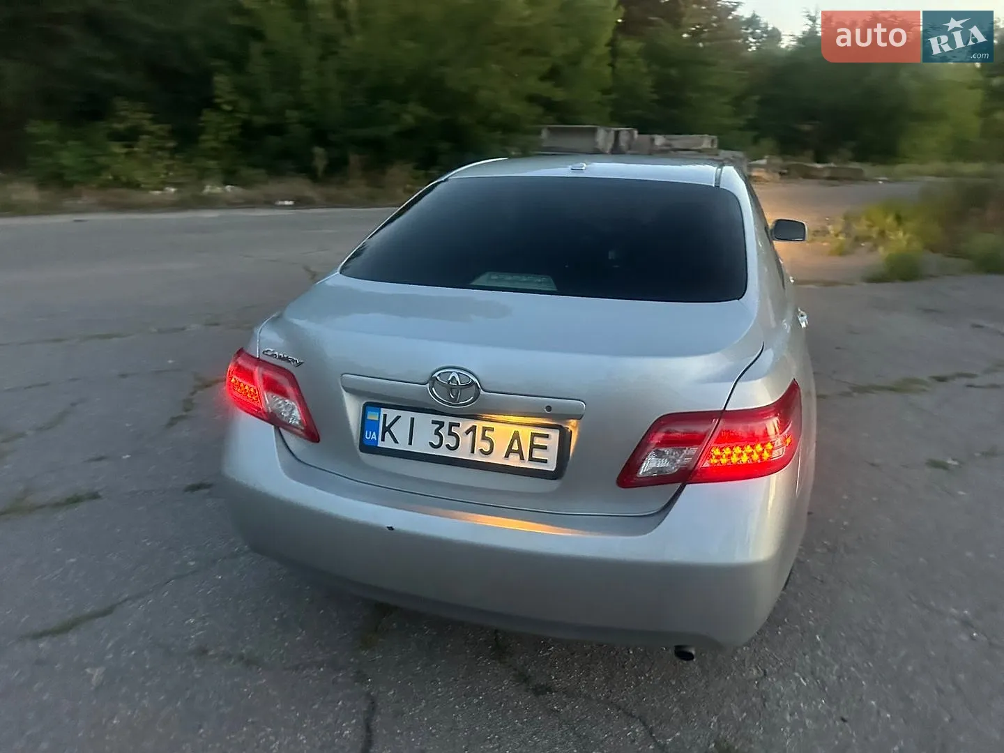 2010 Toyota Camry - мініатюра 2