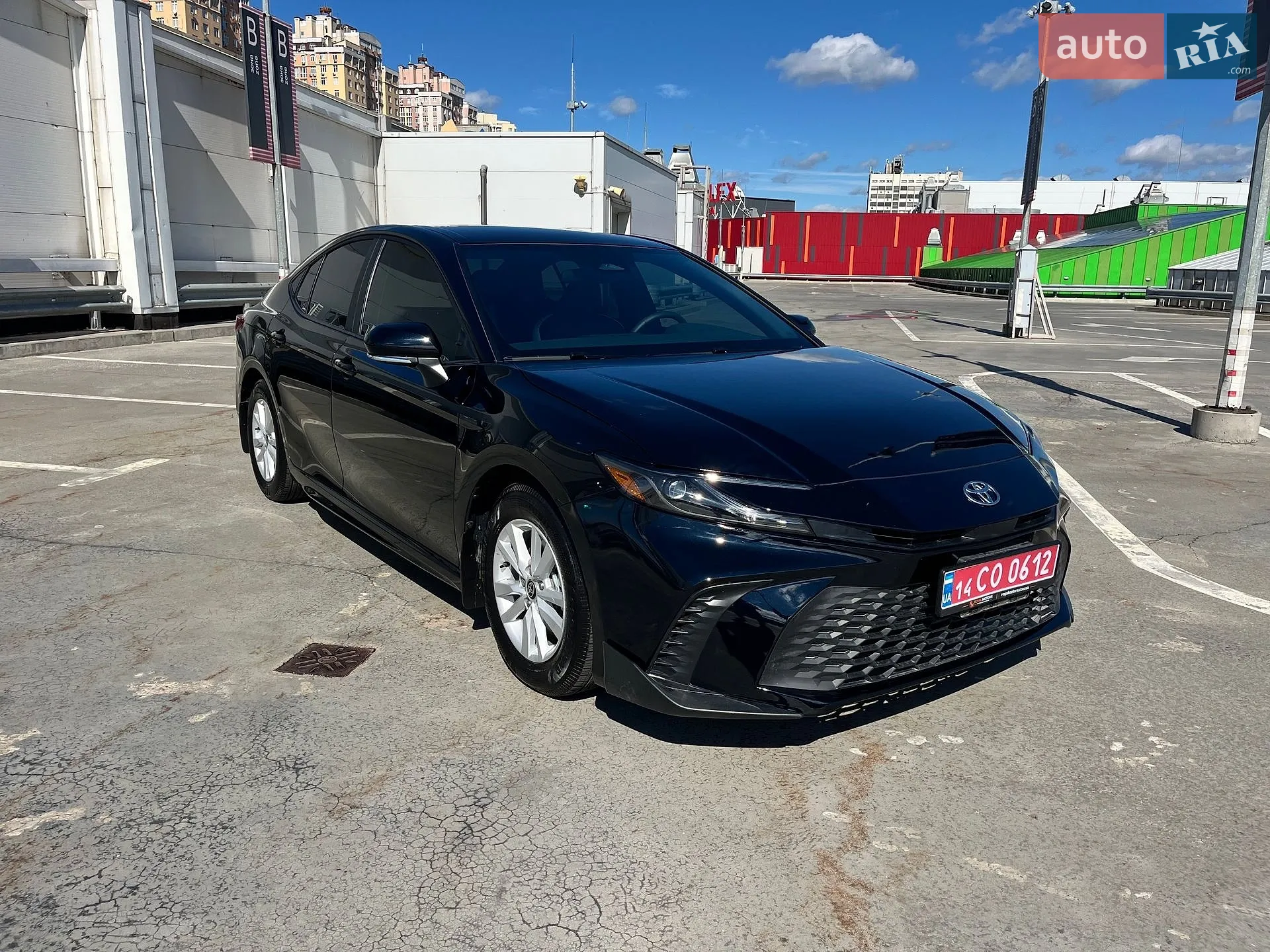 2026 Toyota Camry - фото 1