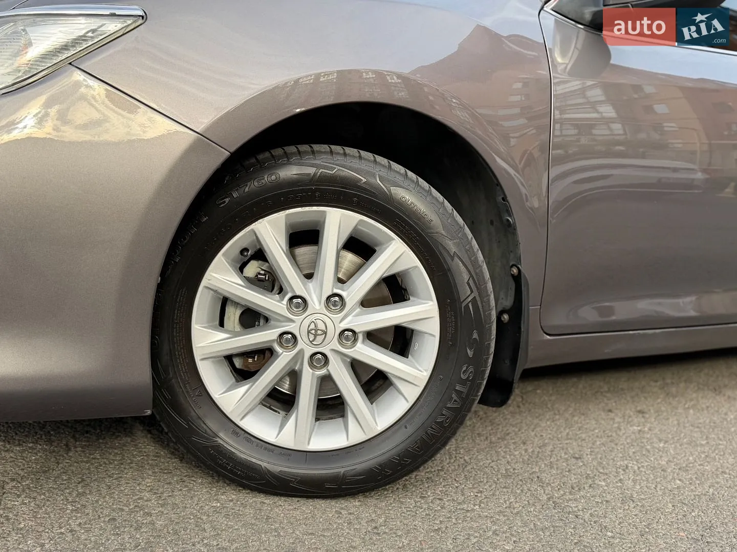 2015 Toyota Camry - мініатюра 4