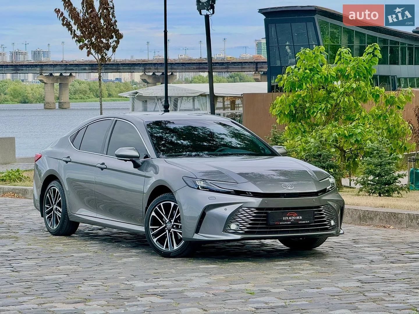 2026 Toyota Camry - мініатюра 4