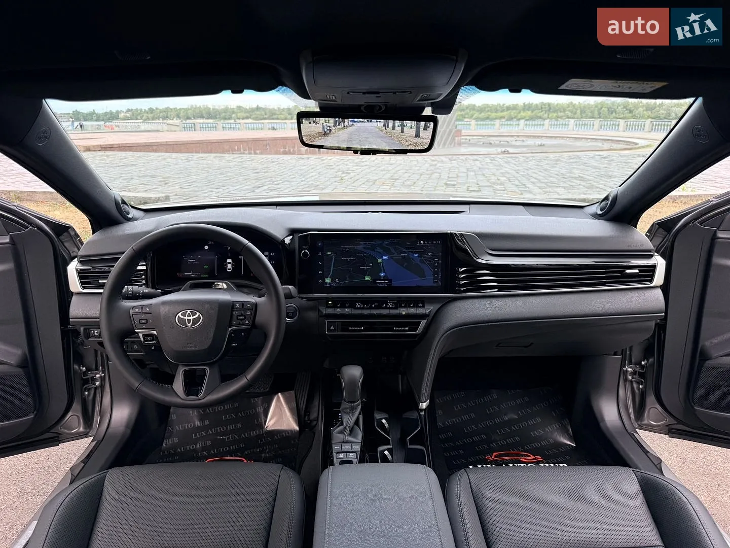 2026 Toyota Camry - мініатюра 19