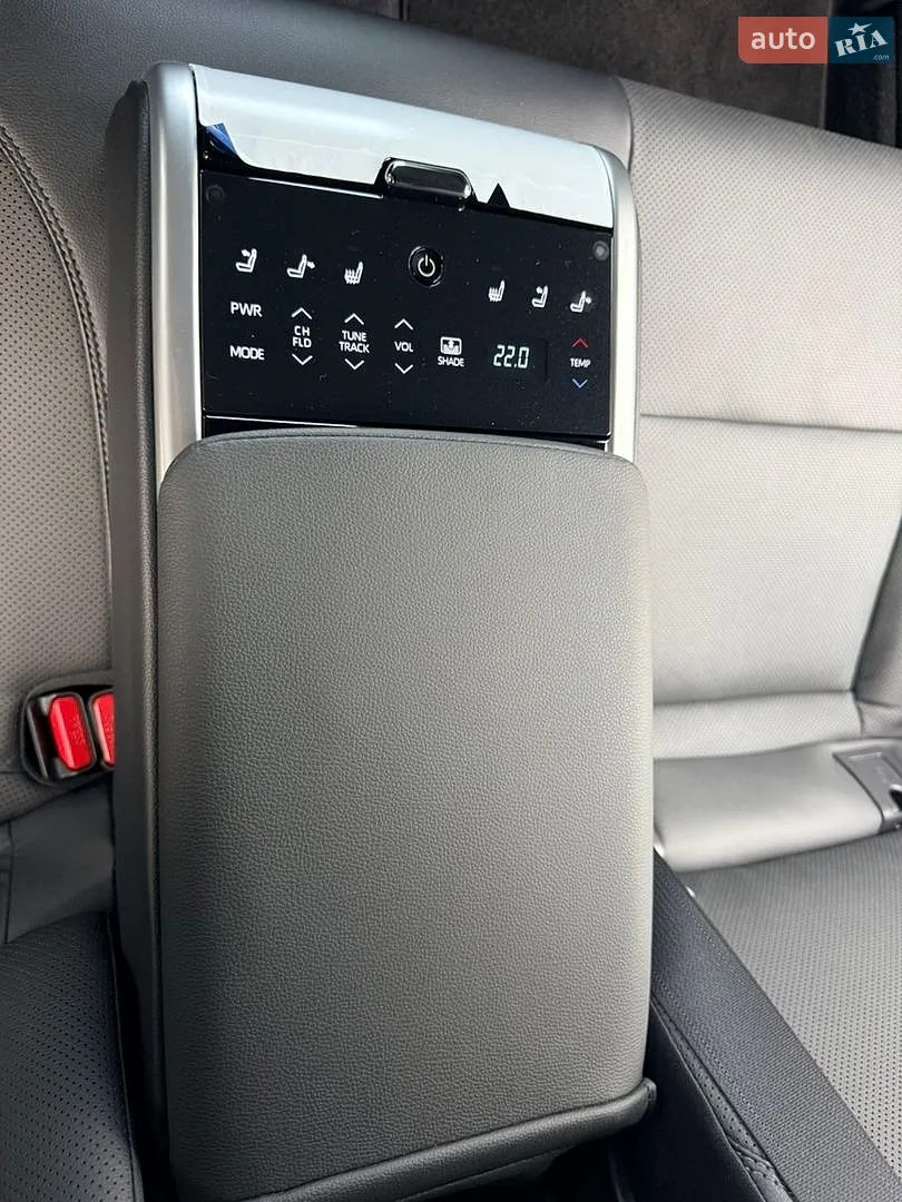 2026 Toyota Camry - мініатюра 22