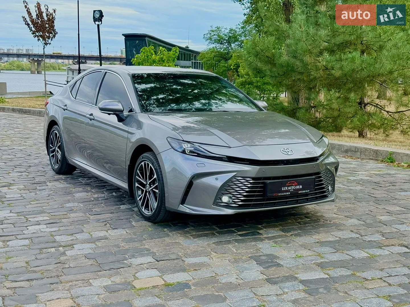 2026 Toyota Camry - мініатюра 237