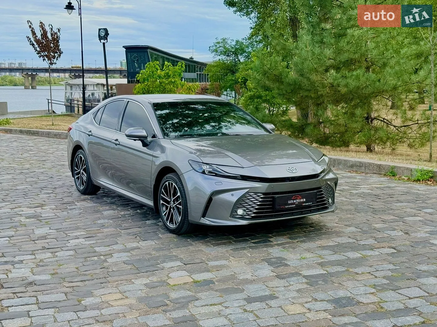2026 Toyota Camry - мініатюра 242