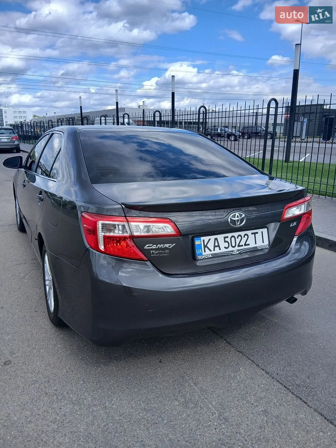 2012 Toyota Camry - мініатюра 3